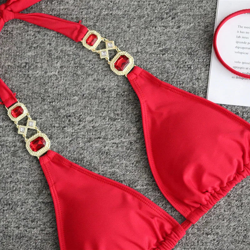 Luxusné bikiny s kovovými detailmi a kamienkami – dvojdielne plavky