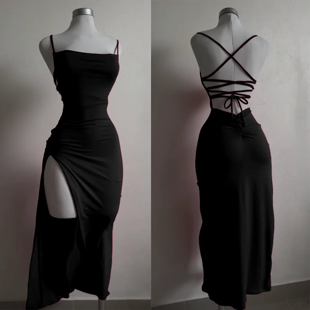 Krátke sexi šaty s halter výstrihom – letný štýl Spice Girl