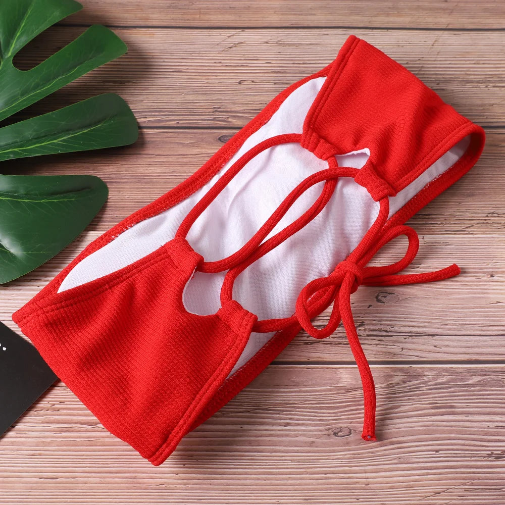 Jednofarebné off-shoulder bikiny – jednoduchý a sexi brazílsky štýl