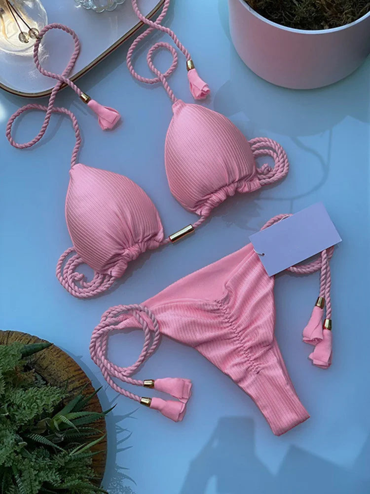 Trojuholníkové bikiny so šnúrkami – farebné