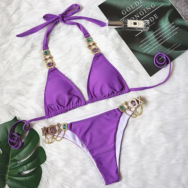 Luxusné bikiny s kovovými detailmi a kamienkami – dvojdielne plavky