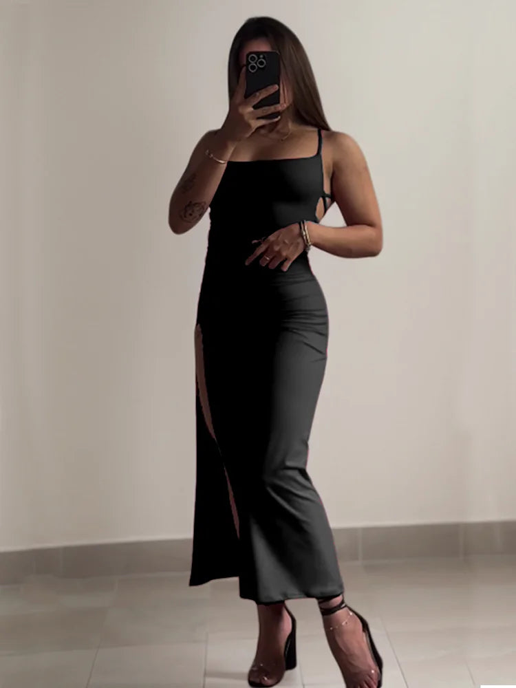 Krátke sexi šaty s halter výstrihom – letný štýl Spice Girl