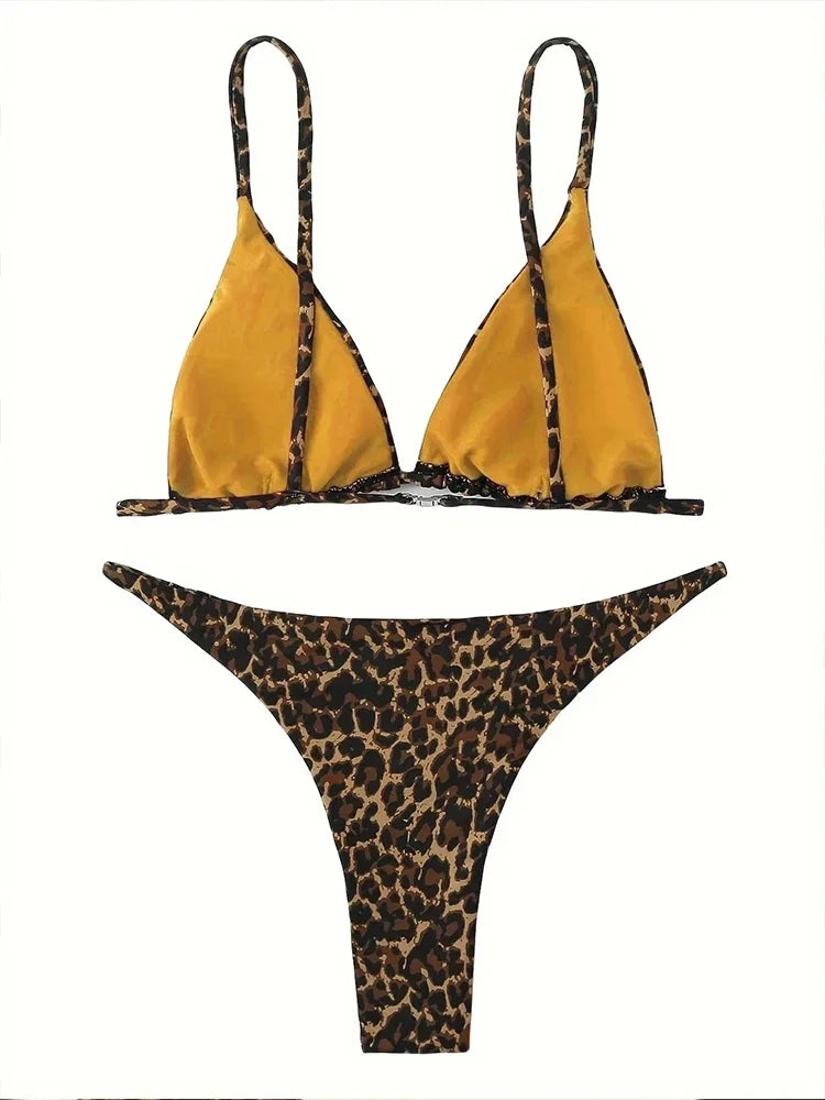 Dvojdielne plavky s leopardím vzorom – vysoký pás a trojuholníkový strih