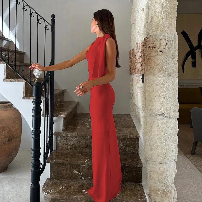 Šaty bez rukávov – sexi a elegantný štýl