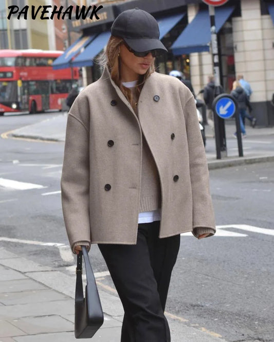 Dámsky elegantný kabát – vintage dvojradový, krátky strih