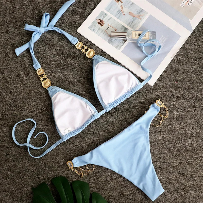Luxusné bikiny s kovovými detailmi a kamienkami – dvojdielne plavky