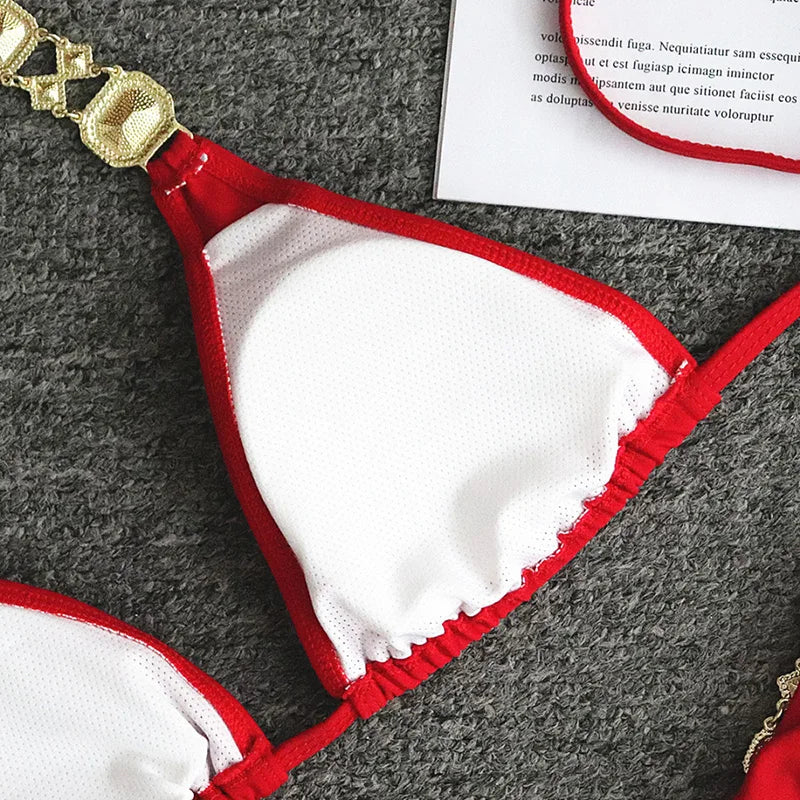 Luxusné bikiny s kovovými detailmi a kamienkami – dvojdielne plavky