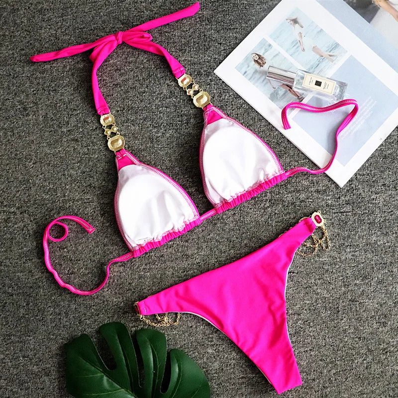 Luxusné bikiny s kovovými detailmi a kamienkami – dvojdielne plavky