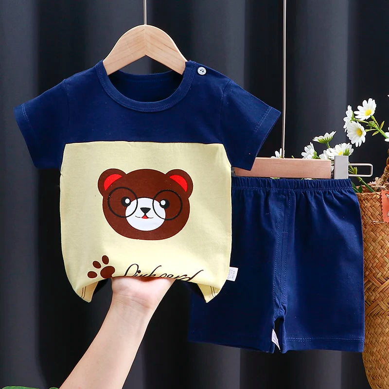 Veselý outfit pre deti – Bavlnené tričko a šortky