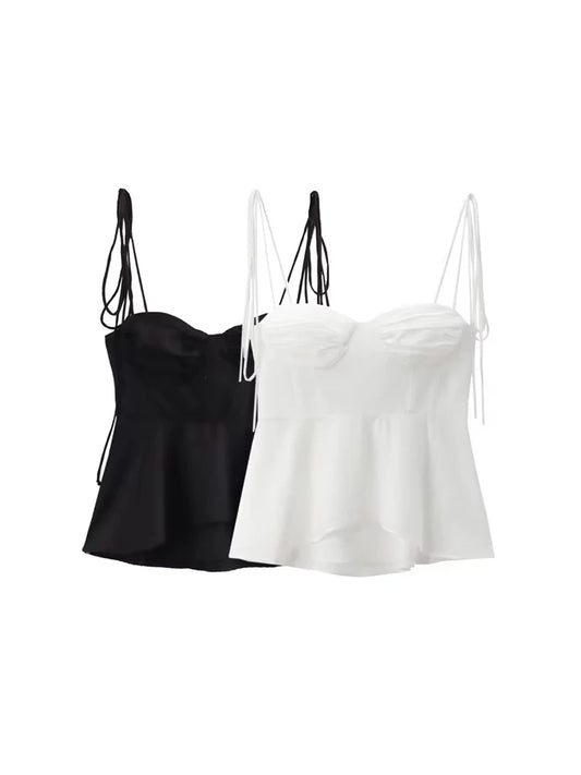 Asymetrický bustier top s výstrihom do srdca – sexi a elegantný štýl