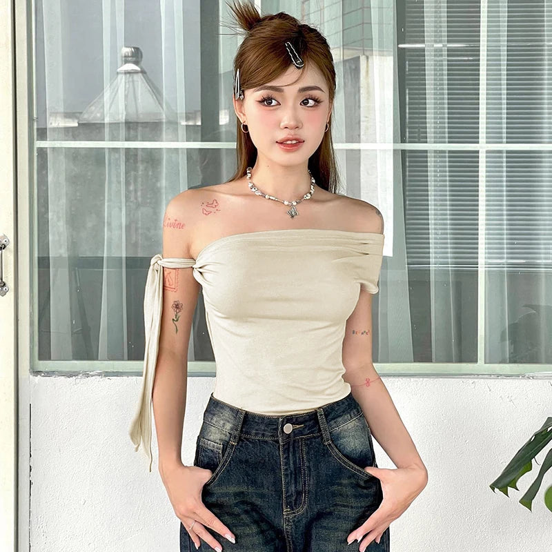 Dámsky asymetrický crop top