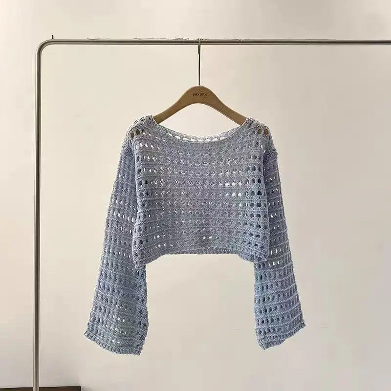 Boho štýlový háčkovaný crop pulóver