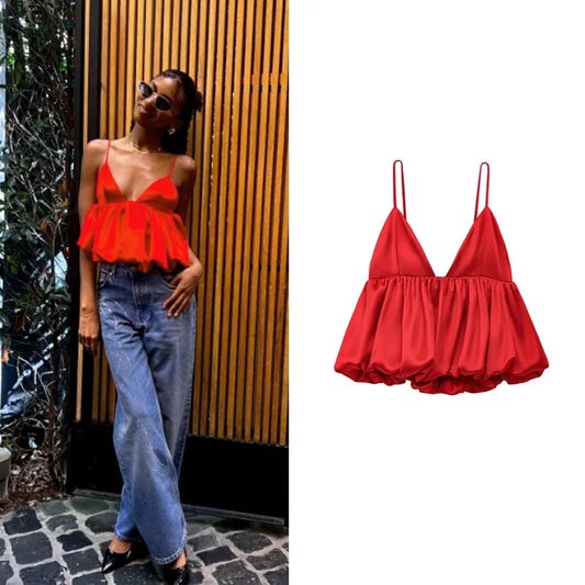 Mini top s tenkými ramienkami v štýle Y2K – sexi a elegantný look
