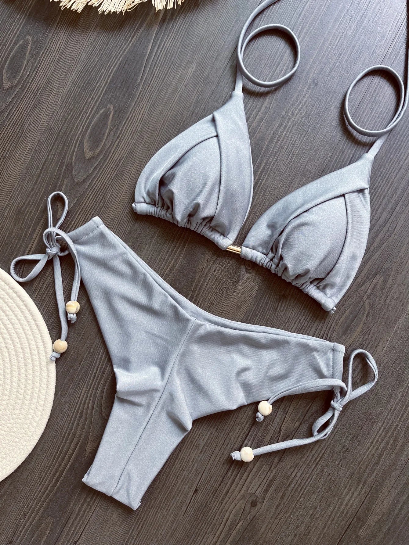 Dvojdielne brazílske bikiny s kovovými retiazkami – sexi plavky s push-up efektom