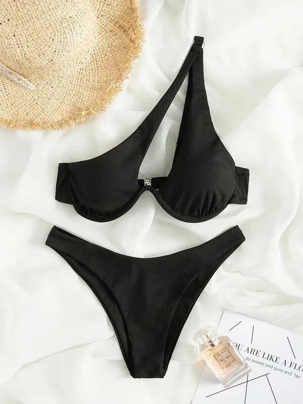 Luxusné asymetrické bikiny s push-up a výrezmi – brazílsky strih
