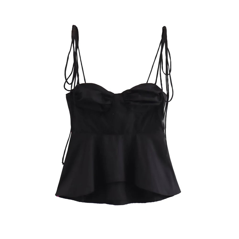 Asymetrický bustier top s výstrihom do srdca – sexi a elegantný štýl