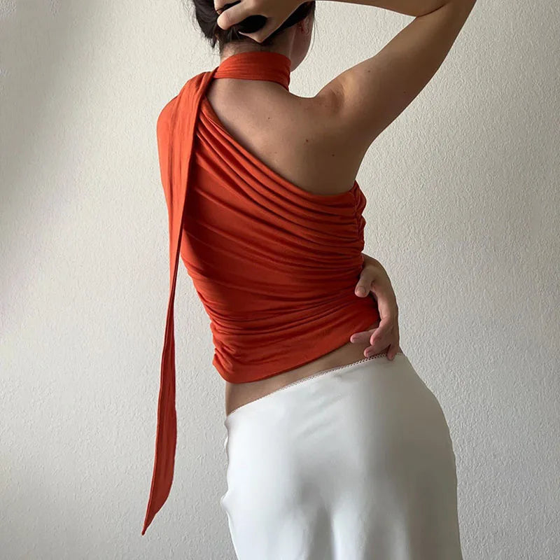Sexi top bez chrbta a ramien – letný Y2K crop štýl