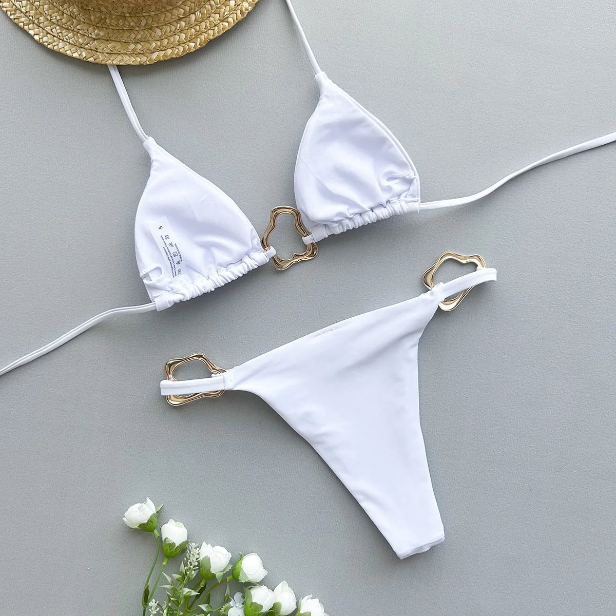 Jednofarebné sexi bikiny s výrezom a viazaním – dvojdielne plavky