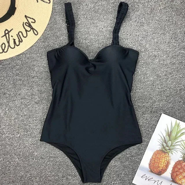 Jednodielne plavky s kosticami a push-up efektom – elegantný slim strih