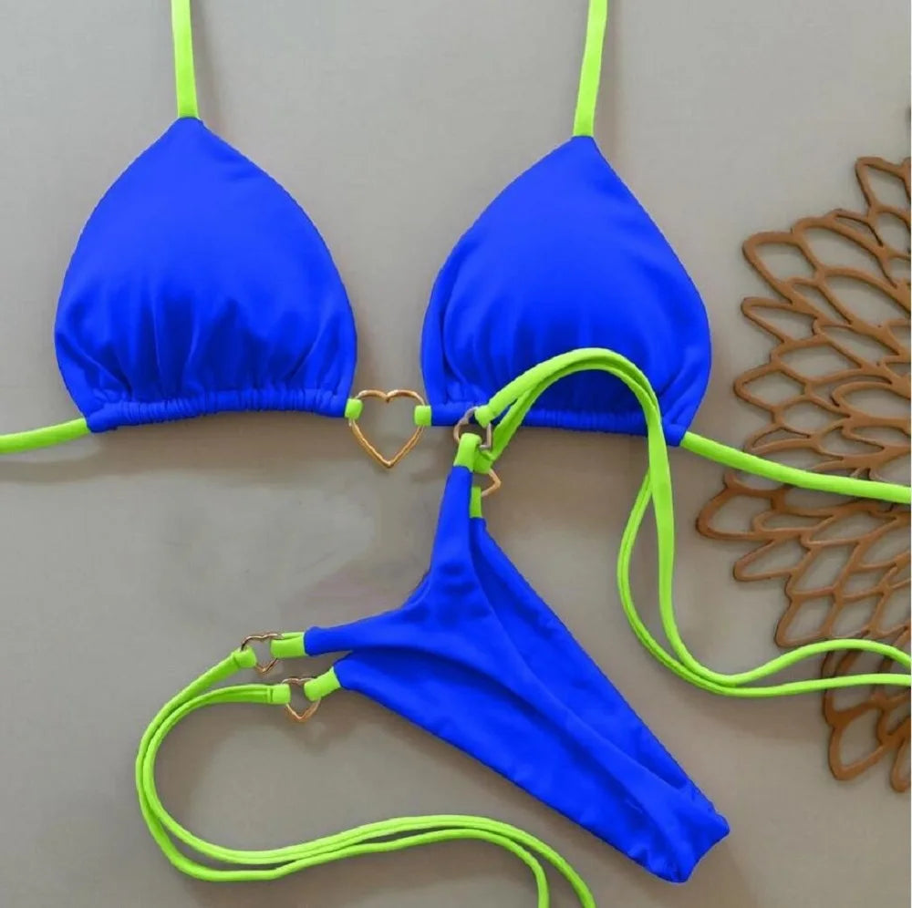 Dvojdielne trojuholníkové bikiny s tangovým spodkom – sexi letný štýl