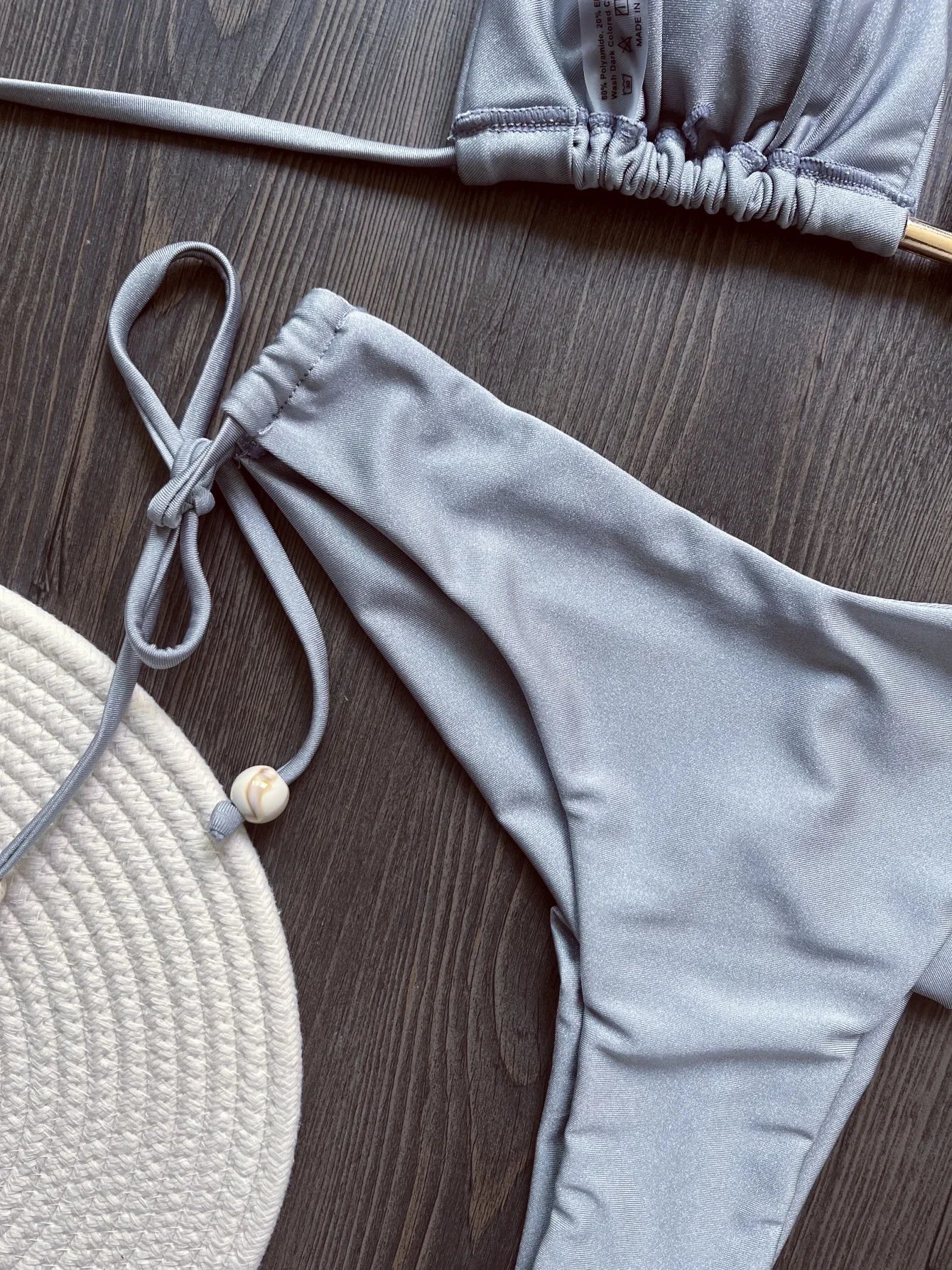 Dvojdielne brazílske bikiny s kovovými retiazkami – sexi plavky s push-up efektom