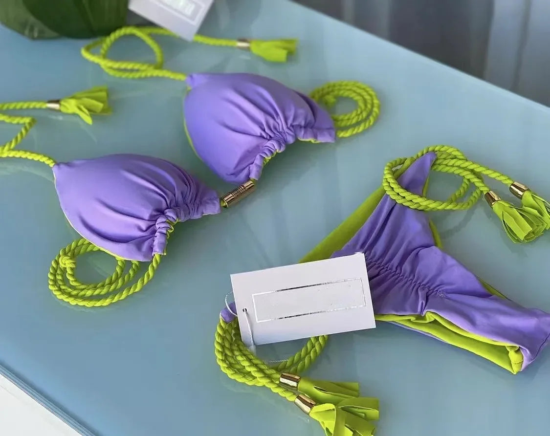 Trojuholníkové bikiny so šnúrkami – farebné
