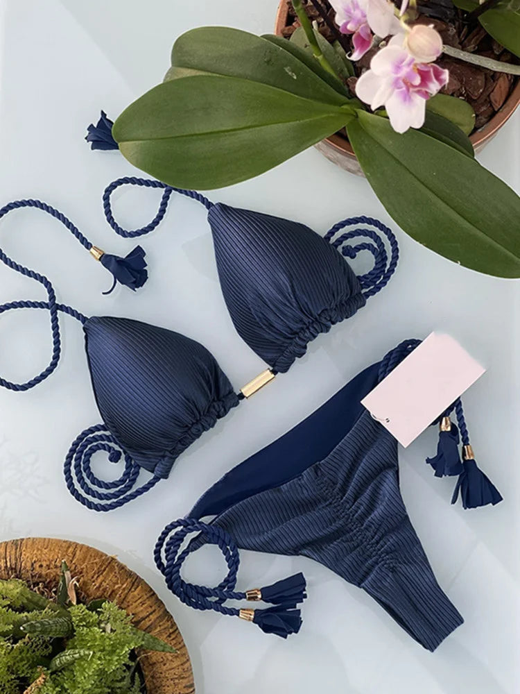 Trojuholníkové bikiny so šnúrkami – farebné