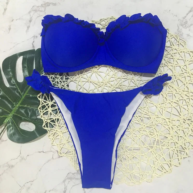 Dvojdielne bikiny s volánovým bandeau topom – ženský a sexi push-up strih