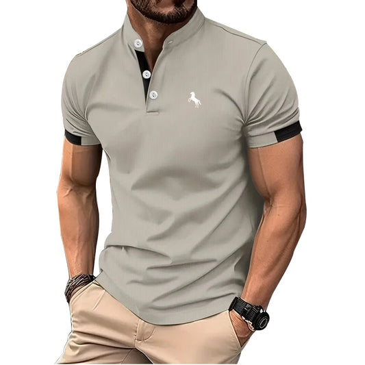 Pánske polo tričko s potlačou loga – slim fit s moderným stojačikom